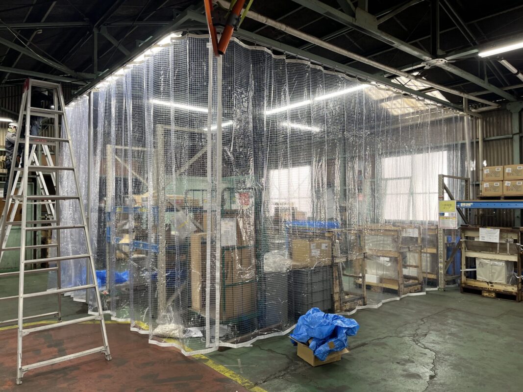 S様　L字間仕切りカーテン　新規施工事例
